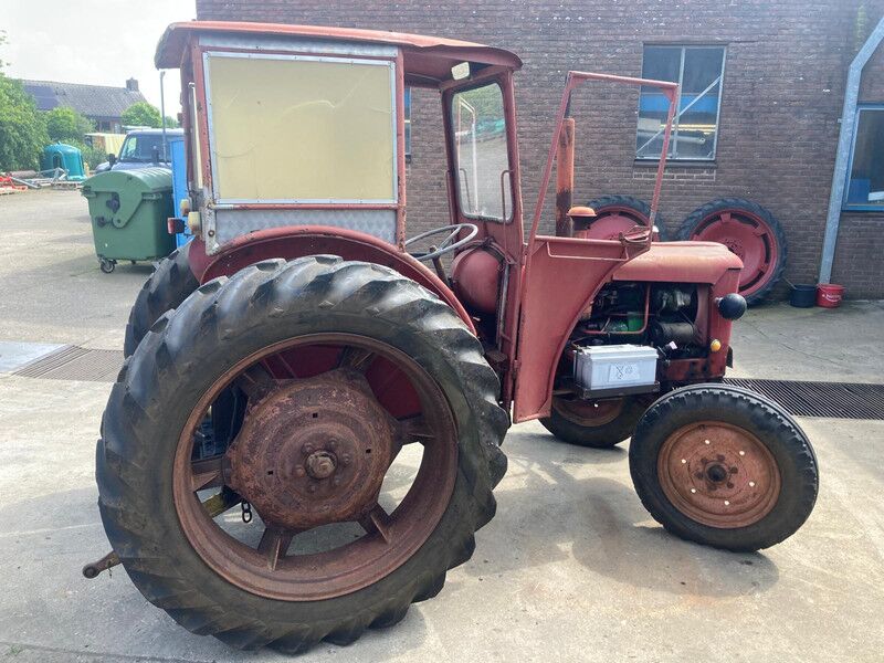 BOLINDER MUNKTELL BM320 - Tractor: foto 3 BOLINDER MUNKTELL BM320 - Tractor: foto 3