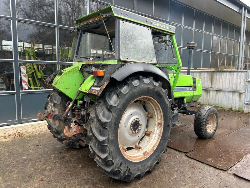 Deutz DX 85 - Tractor: foto 2 Deutz DX 85 - Tractor: foto 2