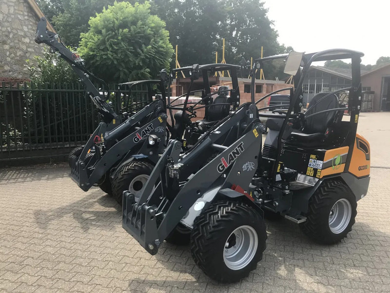 Giant Giant G1200 tele / G2300 HD / G2200 E - Cargadora articulada: foto 1 Giant Giant G1200 tele / G2300 HD / G2200 E - Cargadora articulada: foto 1