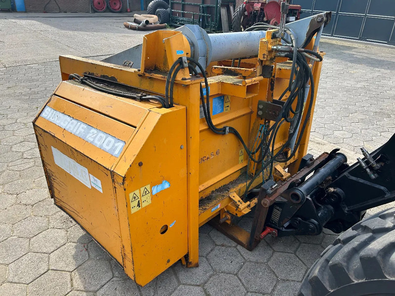 Lucas Silogrif 2001 - Maquinaria ganadera: foto 1 Lucas Silogrif 2001 - Maquinaria ganadera: foto 1