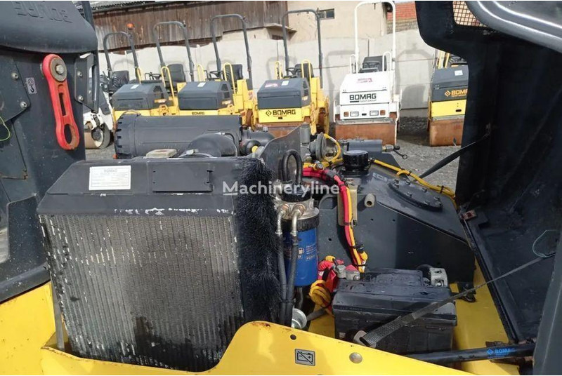 Leasing financiero de Bomag BW 120 AD-5 Úthenger leasing Bomag BW 120 AD-5 Úthenger: foto 12