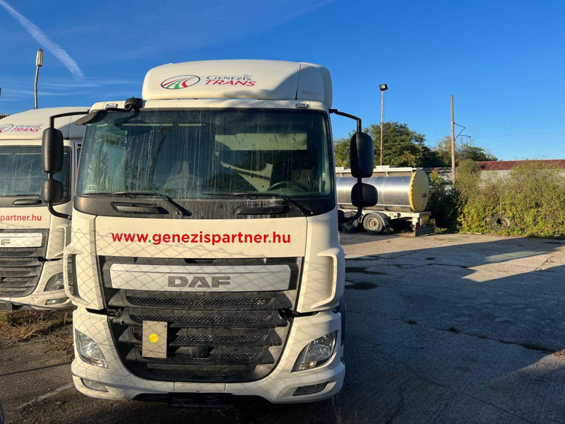 DAF 460 - Cabeza tractora: foto 1 DAF 460 - Cabeza tractora: foto 1