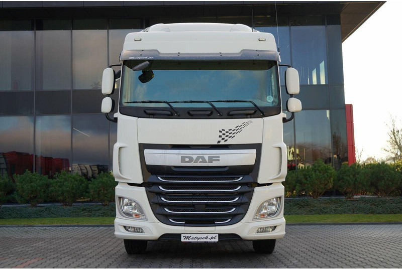 DAF XF 460 / SPACE CAB / EURO 6 - Cabeza tractora: foto 3 DAF XF 460 / SPACE CAB / EURO 6 - Cabeza tractora: foto 3