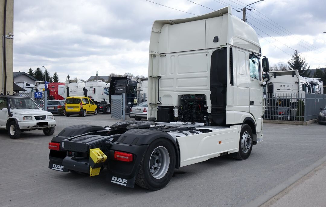Cabeza tractora DAF XF 480 FT / SUPER SPACE CAB / STANDARD / EURO 6 / INTARDER: foto 7 Cabeza tractora DAF XF 480 FT / SUPER SPACE CAB / STANDARD / EURO 6 / INTARDER: foto 7