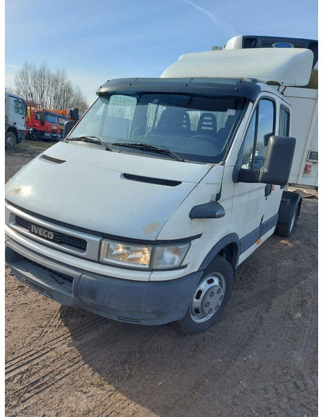 Iveco 50C 17 Doka BE Mini Trekker - SZM - 3.5t - Cabeza tractora: foto 4 Iveco 50C 17 Doka BE Mini Trekker - SZM - 3.5t - Cabeza tractora: foto 4
