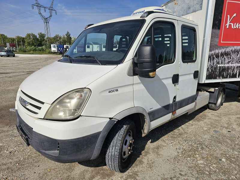 Iveco Daily 40 C 15 double cabine - BE Mini Trekker - SZM - 3.5t - Cabeza tractora: foto 3 Iveco Daily 40 C 15 double cabine - BE Mini Trekker - SZM - 3.5t - Cabeza tractora: foto 3