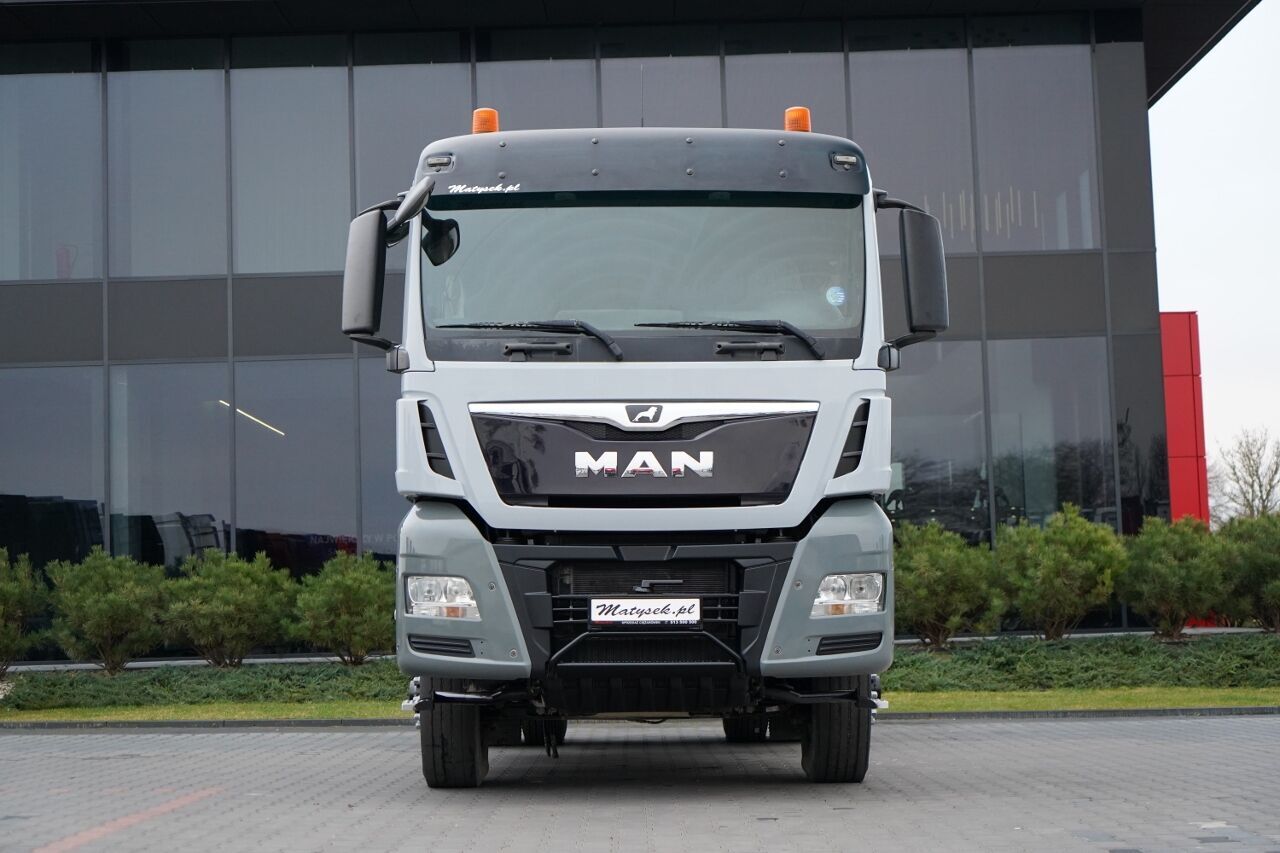 MAN TGX 18.500 / 4x4 / HYDRAULIKA / HYDRODRIVE / NISKA KABINA / OPON - Cabeza tractora: foto 4 MAN TGX 18.500 / 4x4 / HYDRAULIKA / HYDRODRIVE / NISKA KABINA / OPON - Cabeza tractora: foto 4