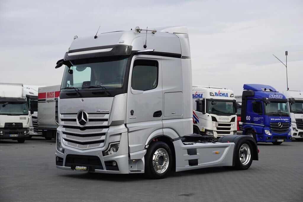 Mercedes-Benz ACTROS / 1848 / E 6 / MP 5 / ACC / MEGA / LOW DECK / RETARDER / - Cabeza tractora: foto 2 Mercedes-Benz ACTROS / 1848 / E 6 / MP 5 / ACC / MEGA / LOW DECK / RETARDER / - Cabeza tractora: foto 2