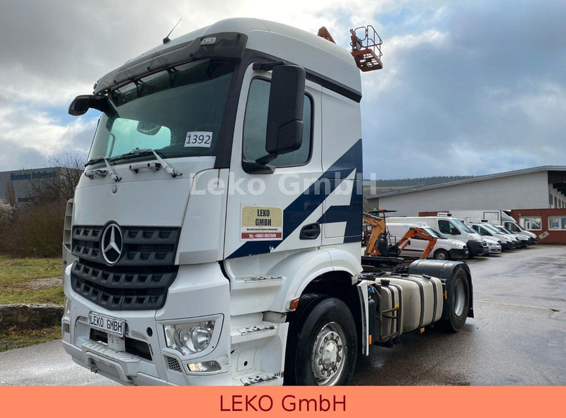 Mercedes-Benz Arocs 4x4 Euro 6 Kipphydraulik - Cabeza tractora: foto 3 Mercedes-Benz Arocs 4x4 Euro 6 Kipphydraulik - Cabeza tractora: foto 3