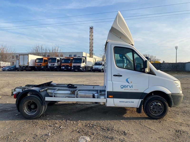Mercedes-Benz Sprinter 515 - BE Mini Trekker - SZM - 3.5t - Cabeza tractora: foto 4 Mercedes-Benz Sprinter 515 - BE Mini Trekker - SZM - 3.5t - Cabeza tractora: foto 4