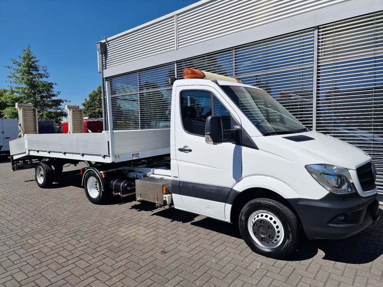 Mercedes-Benz Sprinter 519 CDI / Special Trailer - Cabeza tractora: foto 4 Mercedes-Benz Sprinter 519 CDI / Special Trailer - Cabeza tractora: foto 4