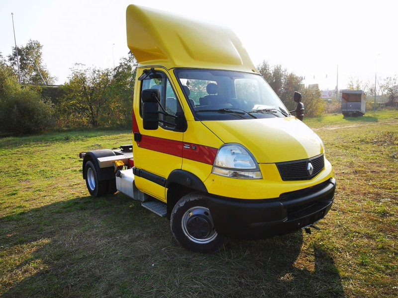 Renault MASCOTT 160 dxi BE Mini Trekker - SZM - 3.5t - Cabeza tractora: foto 2 Renault MASCOTT 160 dxi BE Mini Trekker - SZM - 3.5t - Cabeza tractora: foto 2