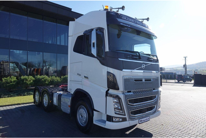 Volvo FH16 / 650 / 6x4 / HYDRAULIKA / I -PARK COOL / 3 OSIOWY CIĄGNIK - Cabeza tractora: foto 2 Volvo FH16 / 650 / 6x4 / HYDRAULIKA / I -PARK COOL / 3 OSIOWY CIĄGNIK - Cabeza tractora: foto 2