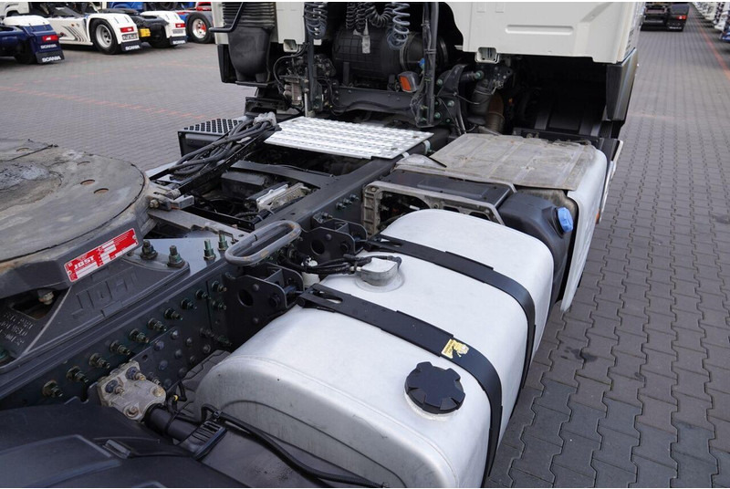 Cabeza tractora Volvo FM 460 / NISKA KABINA / PO KONTRAKCIE SERWISOWYM / EURO 6: foto 16