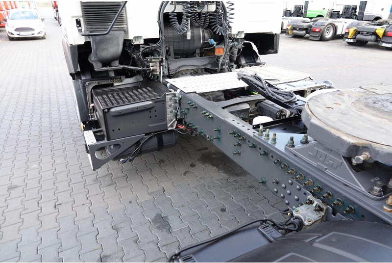 Cabeza tractora Volvo FM 460 / NISKA KABINA / PO KONTRAKCIE SERWISOWYM / EURO 6: foto 13