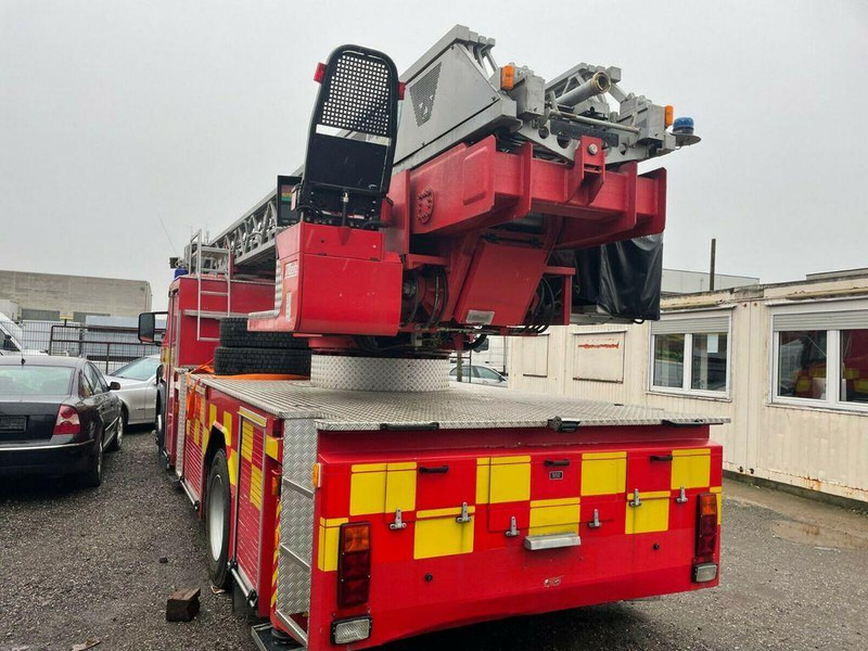 Scania P94-300 Emelőkosaras 33m - Camión, Camión grúa: foto 4 Scania P94-300 Emelőkosaras 33m - Camión, Camión grúa: foto 4