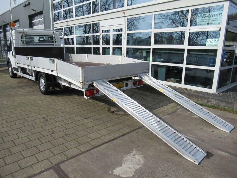 Citroën 35 2.2 L5H1 Car transporter <3,5t - Portavehículos camión: foto 3 Citroën 35 2.2 L5H1 Car transporter <3,5t - Portavehículos camión: foto 3