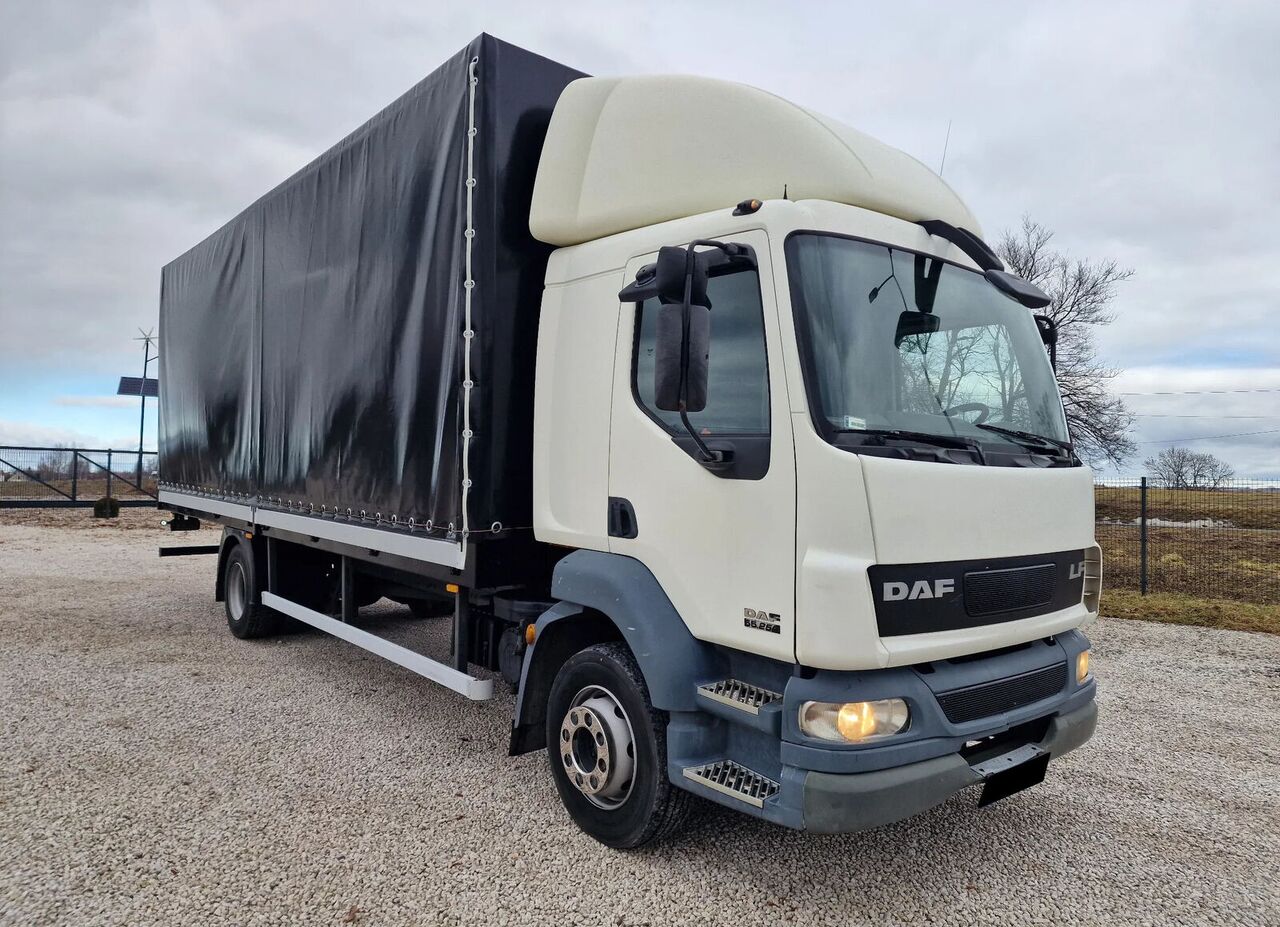 DAF 55.250 curtain-sider truck - Camión lona: foto 4 DAF 55.250 curtain-sider truck - Camión lona: foto 4