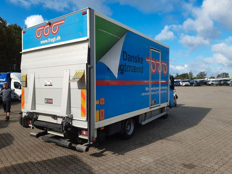 FUSO E CANTER 7C18 E 4X2 - Camión caja cerrada: foto 5 FUSO E CANTER 7C18 E 4X2 - Camión caja cerrada: foto 5