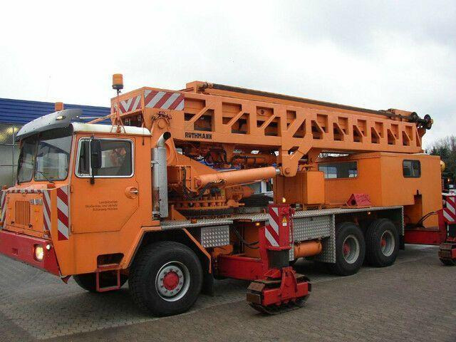 Faun TF00.81/52 Emelőkosaras 28m - Camión con plataforma elevadora: foto 5 Faun TF00.81/52 Emelőkosaras 28m - Camión con plataforma elevadora: foto 5