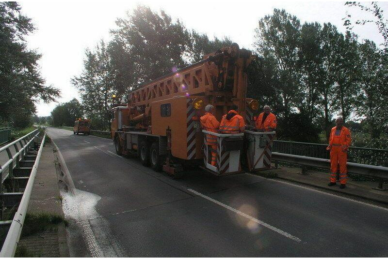 Faun TF00.81/52 Emelőkosaras 28m - Camión con plataforma elevadora: foto 4 Faun TF00.81/52 Emelőkosaras 28m - Camión con plataforma elevadora: foto 4