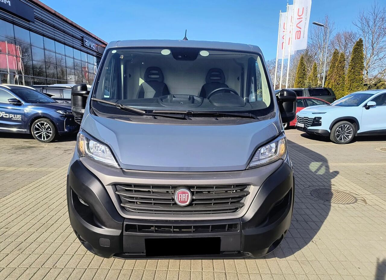 Fiat Ducato 2.3 CDTI Cargo Van - Furgón: foto 4 Fiat Ducato 2.3 CDTI Cargo Van - Furgón: foto 4