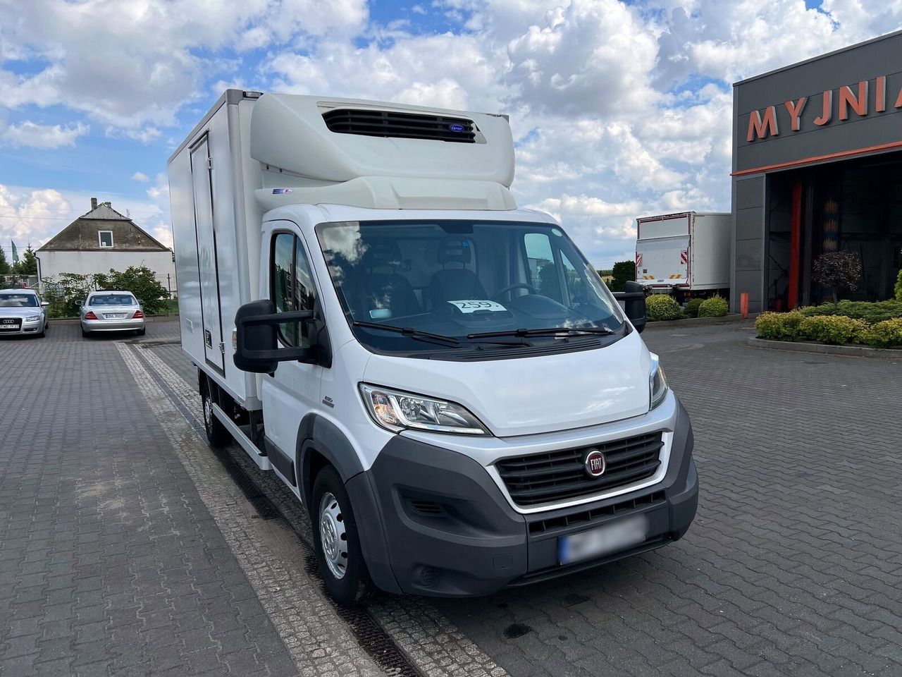 Fiat Ducato Kontener Chłodnia/Mroźnia 3x Drzwi 230V Salon PL - Frigorífico furgoneta: foto 5 Fiat Ducato Kontener Chłodnia/Mroźnia 3x Drzwi 230V Salon PL - Frigorífico furgoneta: foto 5