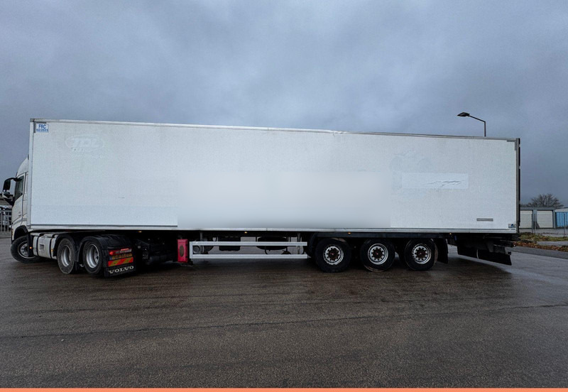 Fruehauf FST 4 FC - Frigorífico semirremolque: foto 2 Fruehauf FST 4 FC - Frigorífico semirremolque: foto 2