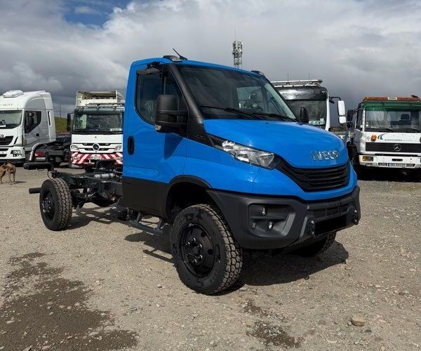 IVECO Daily 4x4 - Chasis camión: foto 1 IVECO Daily 4x4 - Chasis camión: foto 1