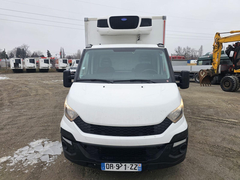 Iveco 35-130 S - Carrier Pulsor 350 frigo - Frigorífico furgoneta: foto 2 Iveco 35-130 S - Carrier Pulsor 350 frigo - Frigorífico furgoneta: foto 2