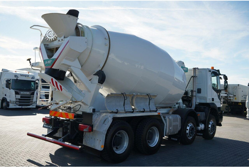 Iveco 400 SL X-WAY STRALIS / 8X4 / BETONOMIESZARKA / IMER / OPONY 100 - Camión hormigonera: foto 5 Iveco 400 SL X-WAY STRALIS / 8X4 / BETONOMIESZARKA / IMER / OPONY 100 - Camión hormigonera: foto 5