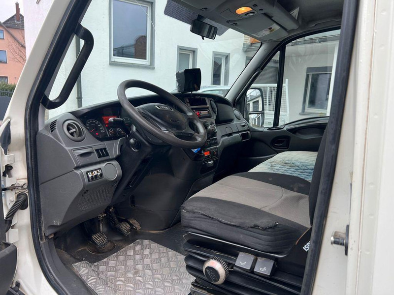 Iveco 70C17 3 way tipper - Volquete camión: foto 5 Iveco 70C17 3 way tipper - Volquete camión: foto 5