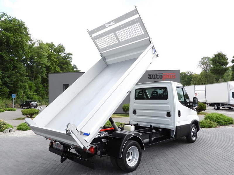 Iveco DAILY 35C14 - Volquete camión: foto 3 Iveco DAILY 35C14 - Volquete camión: foto 3