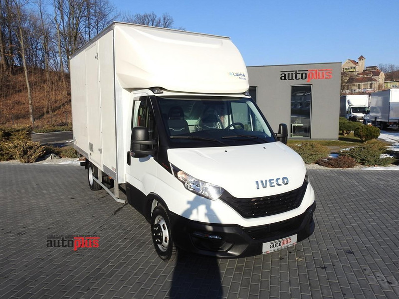 Iveco DAILY 35C16 KONTENER WINDA 8 PALET TEMPOMAT BLIŹNIACZE KOŁA KLIM - Furgoneta: foto 1 Iveco DAILY 35C16 KONTENER WINDA 8 PALET TEMPOMAT BLIŹNIACZE KOŁA KLIM - Furgoneta: foto 1