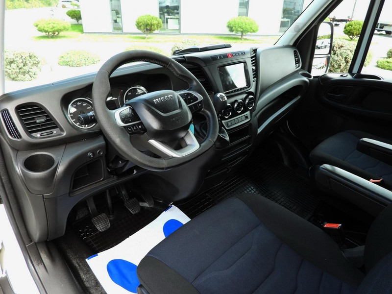 Iveco DAILY 35C16 WYWROTKA PODWÓJNA KABINA DOKA 6 MIEJSC TEMPOMAT NAWI - Volquete furgoneta: foto 2 Iveco DAILY 35C16 WYWROTKA PODWÓJNA KABINA DOKA 6 MIEJSC TEMPOMAT NAWI - Volquete furgoneta: foto 2