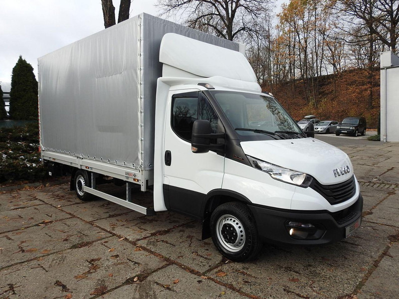 Iveco DAILY 35S16 NOWY PLANDEKA WINDA 8 PALET TEMPOMAT KLIMATYZACJA 1 - Furgoneta con caja de lona: foto 4 Iveco DAILY 35S16 NOWY PLANDEKA WINDA 8 PALET TEMPOMAT KLIMATYZACJA 1 - Furgoneta con caja de lona: foto 4