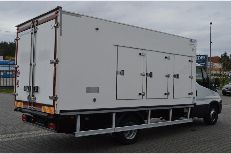 Iveco DAILY 60C15 60-150 - Camión tienda: foto 4 Iveco DAILY 60C15 60-150 - Camión tienda: foto 4