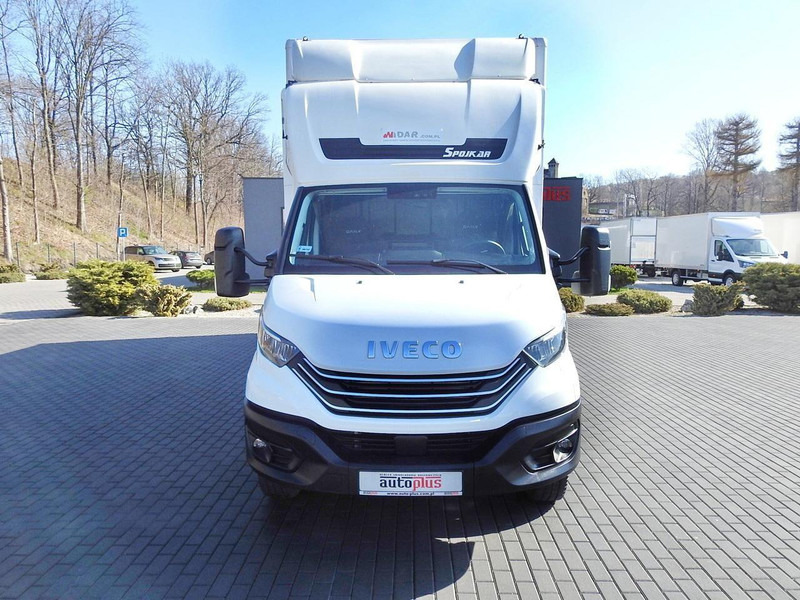 Camión caja cerrada Iveco DAILY 70C18 KONTENER WINDA 14 PALET WEBASTO TEMPOMAT NAWIGACJA L: foto 5 Camión caja cerrada Iveco DAILY 70C18 KONTENER WINDA 14 PALET WEBASTO TEMPOMAT NAWIGACJA L: foto 5