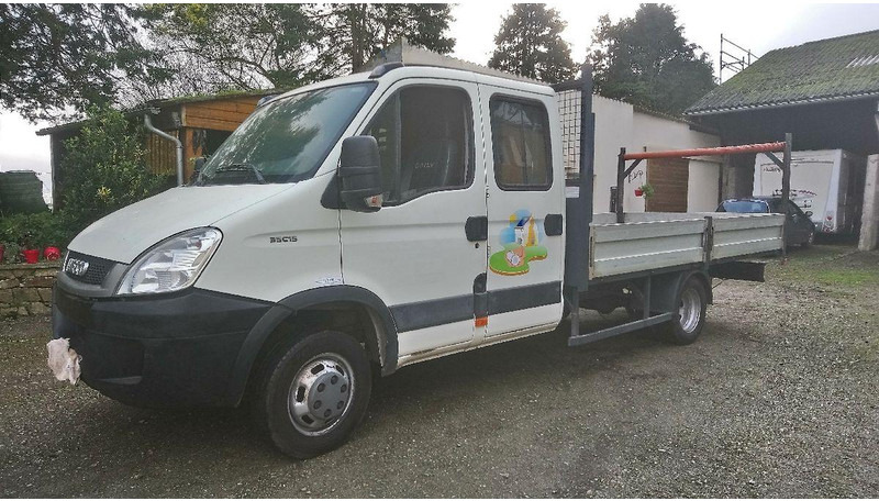 Iveco Daily 35C15 Doka flatbed - Caja abierta furgoneta: foto 1 Iveco Daily 35C15 Doka flatbed - Caja abierta furgoneta: foto 1