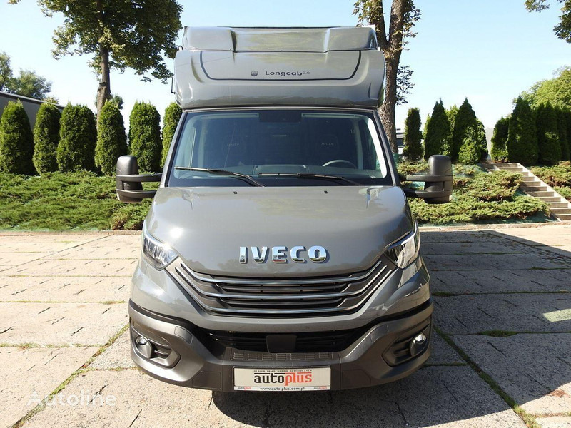 Iveco Daily 35S18 Curtain side - Furgoneta con caja de lona: foto 3 Iveco Daily 35S18 Curtain side - Furgoneta con caja de lona: foto 3