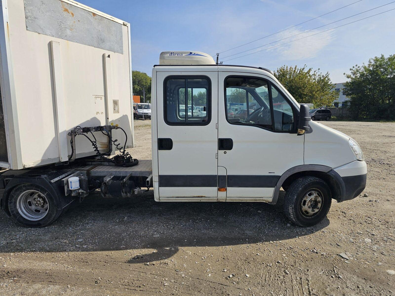 Iveco Daily 40 C 15 double cabine - BE Mini Trekker - SZM - 3.5t - Cabeza tractora BE, Furgoneta combi: foto 4 Iveco Daily 40 C 15 double cabine - BE Mini Trekker - SZM - 3.5t - Cabeza tractora BE, Furgoneta combi: foto 4
