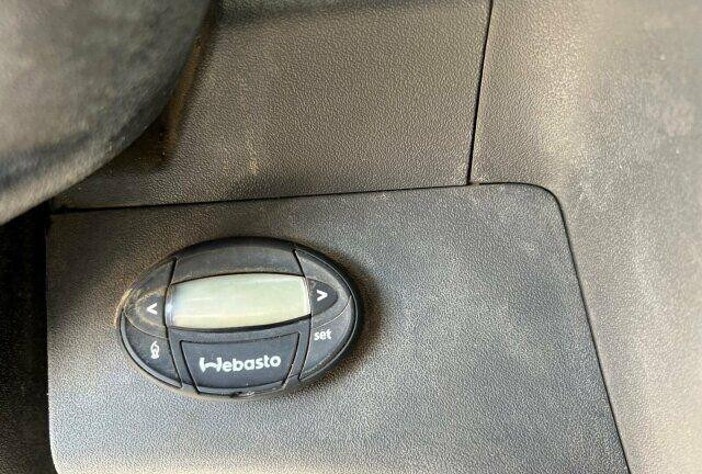 Iveco Daily 70C17 - Volquete camión: foto 5 Iveco Daily 70C17 - Volquete camión: foto 5