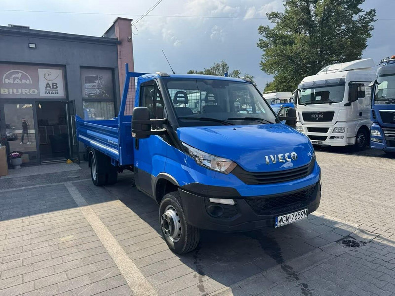 Iveco Daily 72C18 - 3 way tipper truck - Volquete camión: foto 2 Iveco Daily 72C18 - 3 way tipper truck - Volquete camión: foto 2