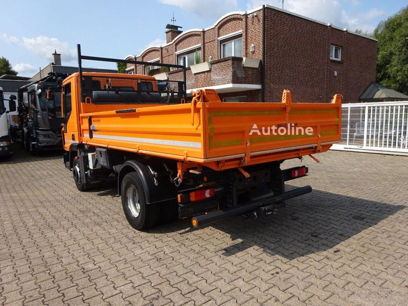 Iveco Eurocargo 120-210 - 3 way tipper truck - Volquete camión: foto 4 Iveco Eurocargo 120-210 - 3 way tipper truck - Volquete camión: foto 4