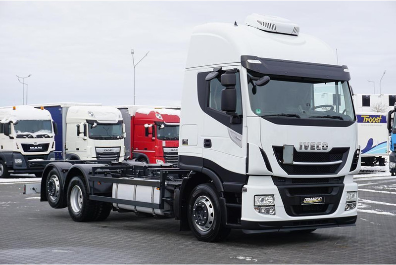 Iveco STRALIS / 460 / ACC / E 6 / RETARDER / BDF / 7,15 M , 7,45 M - Chasis camión: foto 1 Iveco STRALIS / 460 / ACC / E 6 / RETARDER / BDF / 7,15 M , 7,45 M - Chasis camión: foto 1
