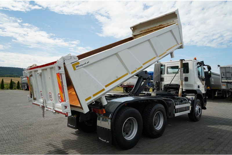 Iveco TRAKKER 360 - Volquete camión: foto 5 Iveco TRAKKER 360 - Volquete camión: foto 5