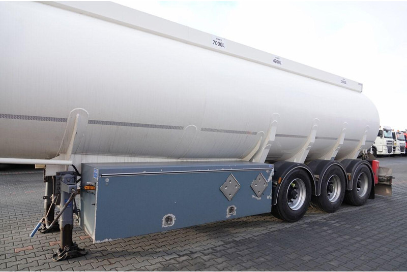 LAG CYSTERNA DO PALIWA / 36200 L / 4 KOMORY - Cisterna semirremolque: foto 4 LAG CYSTERNA DO PALIWA / 36200 L / 4 KOMORY - Cisterna semirremolque: foto 4