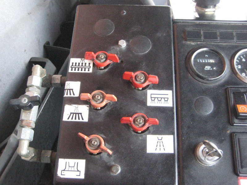 Leasing financiero de MAN 15.163 Utcaseprő leasing MAN 15.163 Utcaseprő: foto 13 Leasing financiero de MAN 15.163 Utcaseprő leasing MAN 15.163 Utcaseprő: foto 13