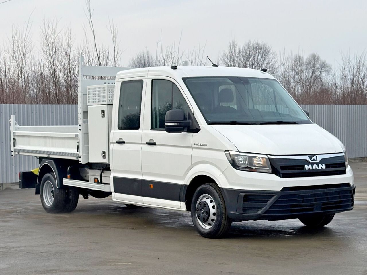 MAN TGE 3.180 *Pritsche 2,80m * DOUBLE CABIN * TOP - Volquete furgoneta: foto 3 MAN TGE 3.180 *Pritsche 2,80m * DOUBLE CABIN * TOP - Volquete furgoneta: foto 3