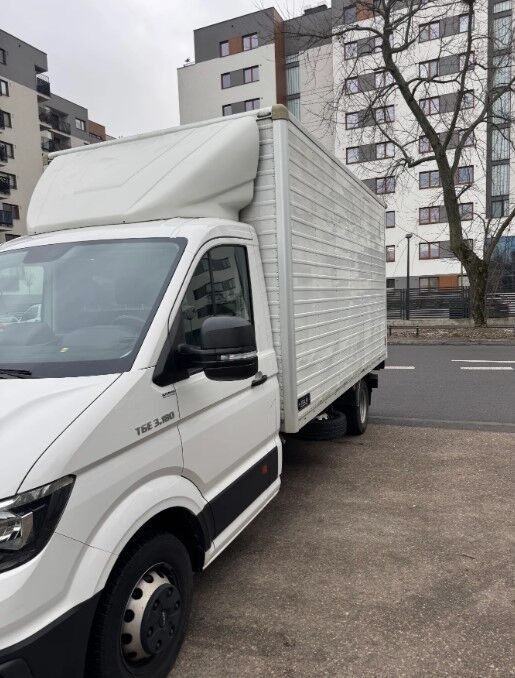 MAN TGE 3.180 box truck+tail lift - Furgoneta: foto 2 MAN TGE 3.180 box truck+tail lift - Furgoneta: foto 2
